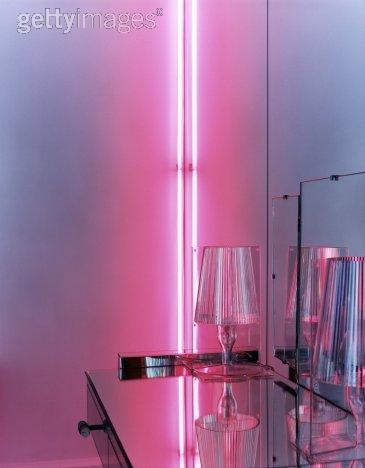 PiNk,PiNk,PiNk.......